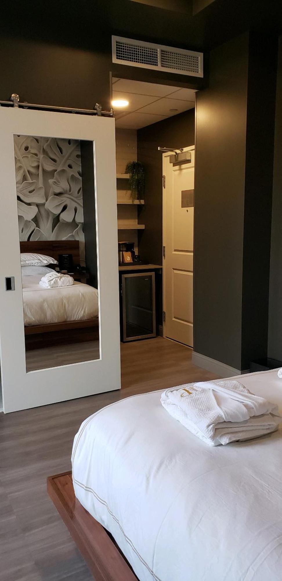 Hotel On Phillips Сиукс Фолс Екстериор снимка